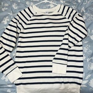 Old navy crew neck.